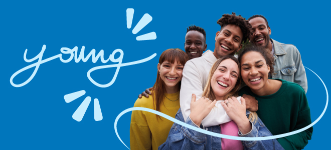 Gruppo di ragazzi sorridenti